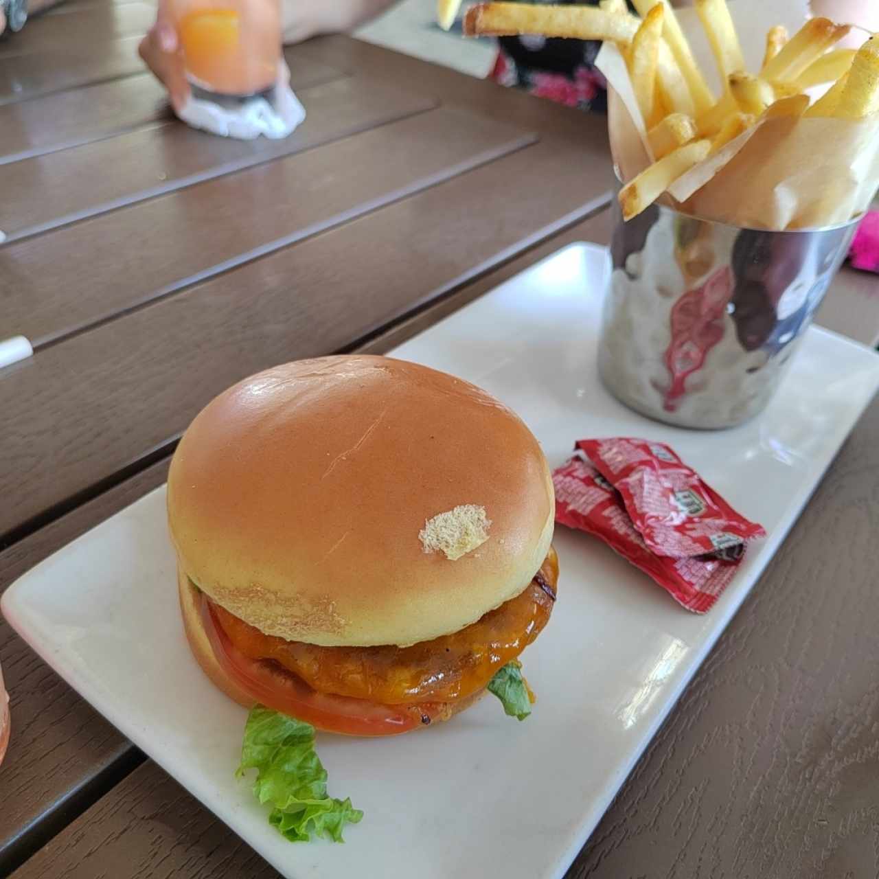 Kid's burger