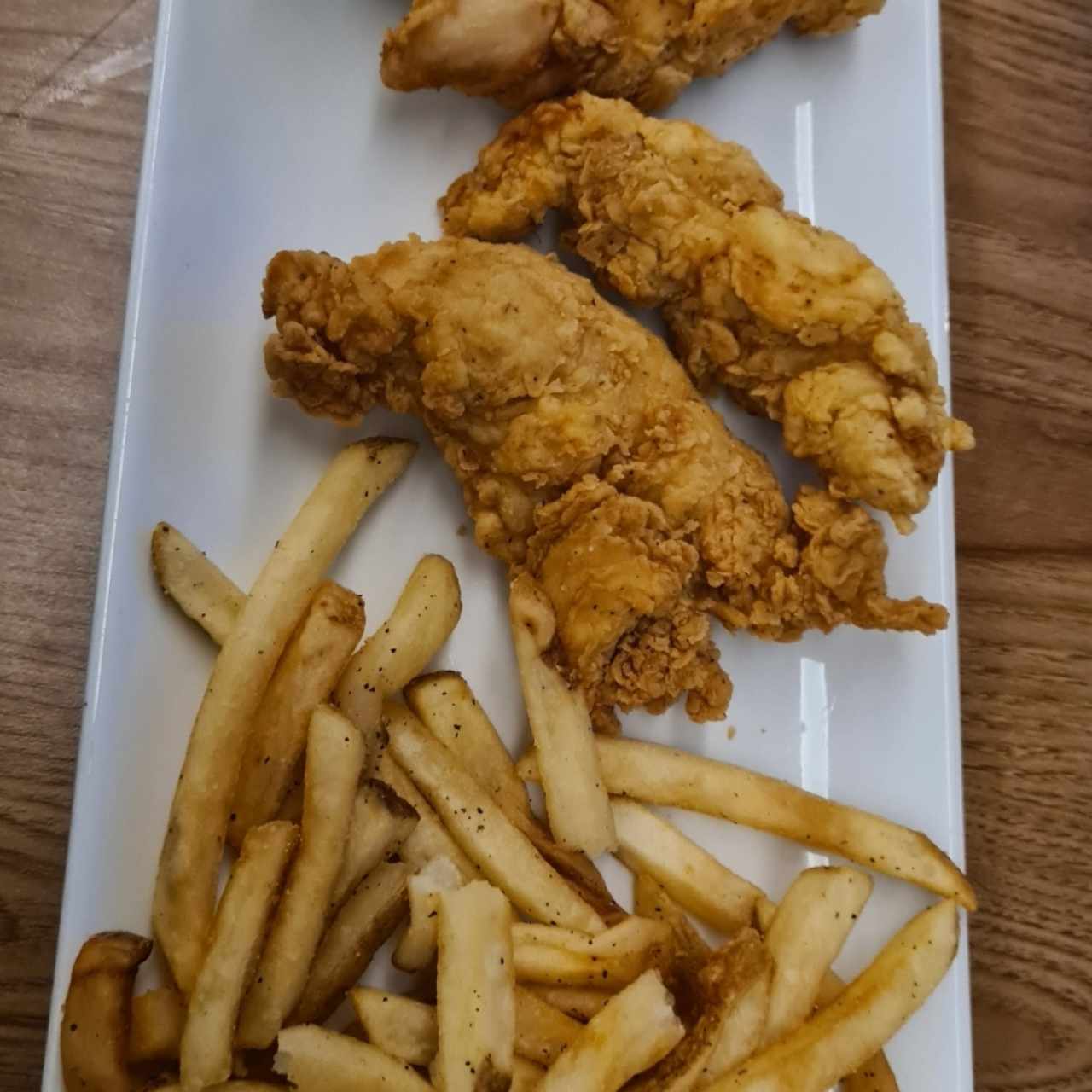 KIDS CHICKEN FINGERS