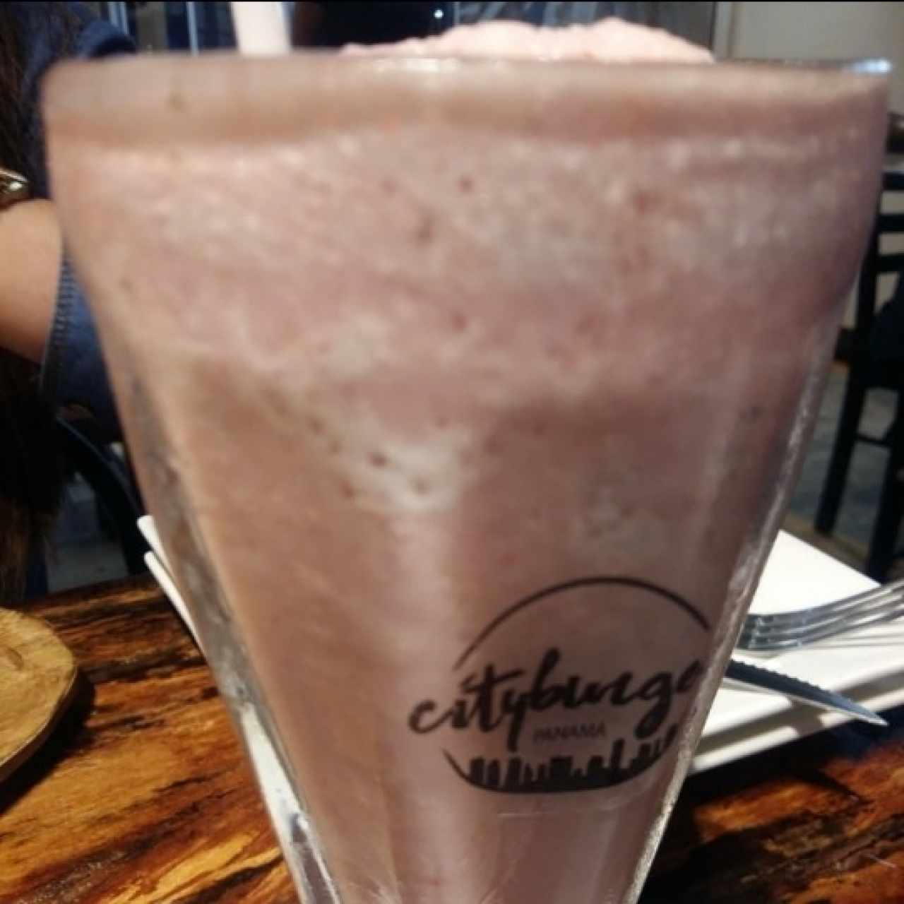 batido de fresa en leche