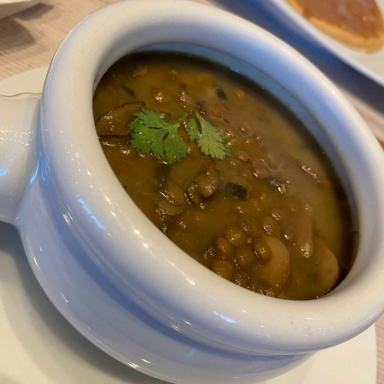 sopa de lentejas con hongos 