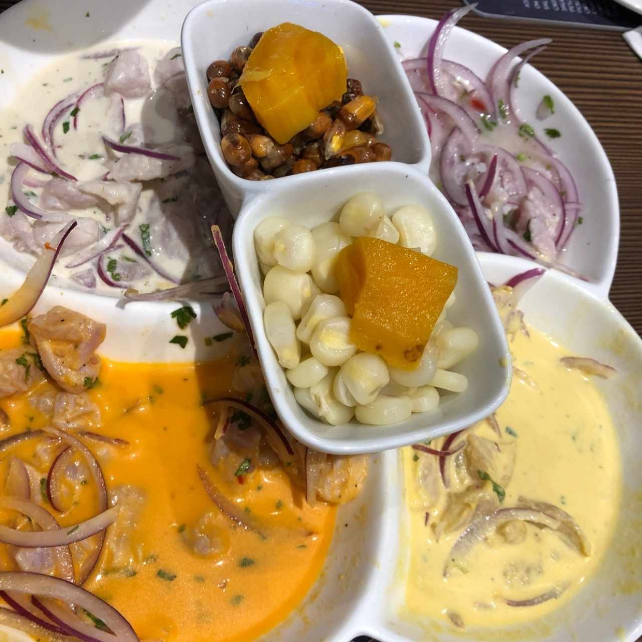 Ceviche mixto