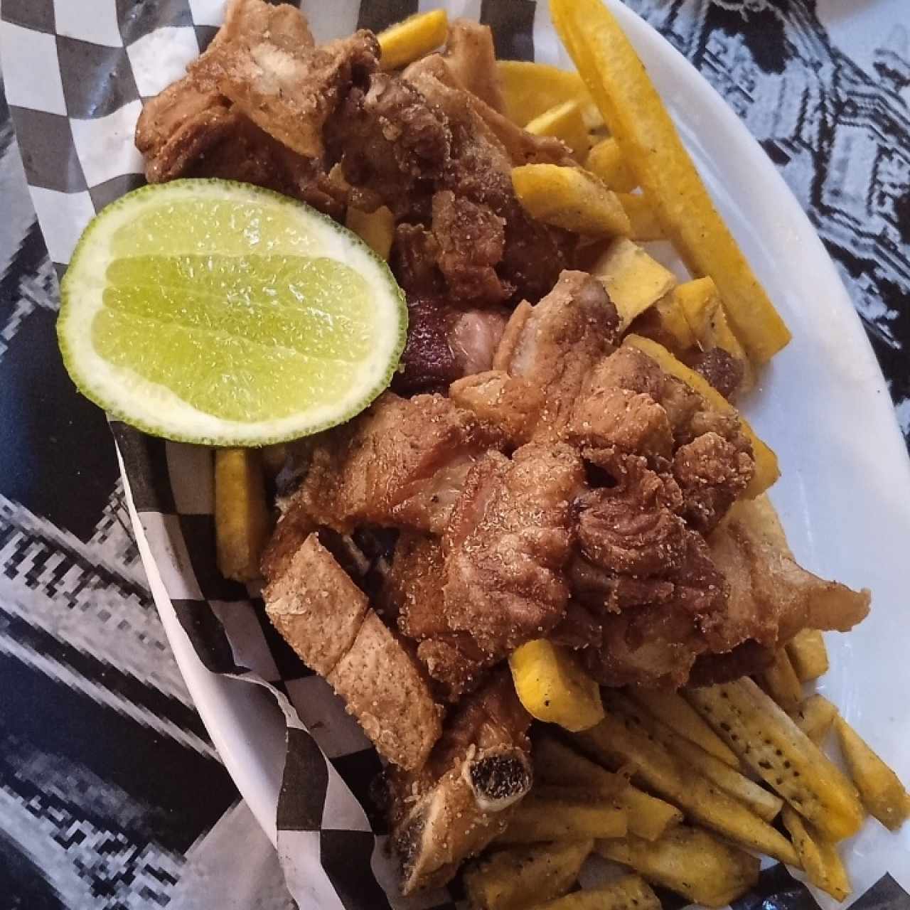 Menú - Chicharrones