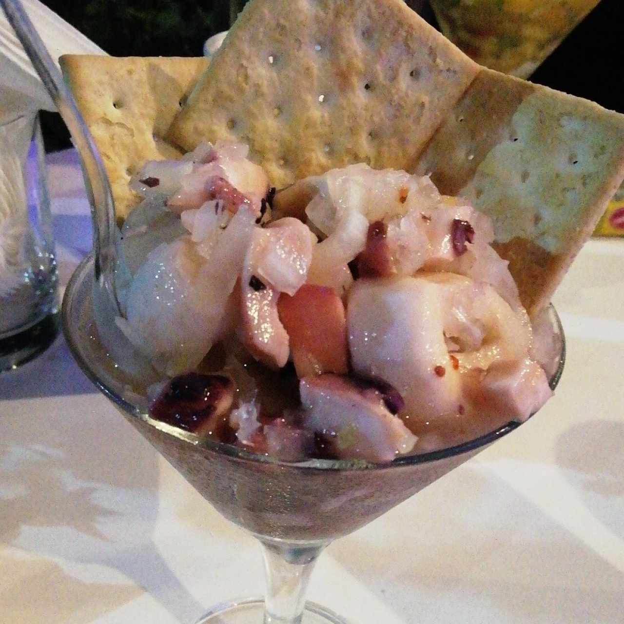 Ceviche mixto.