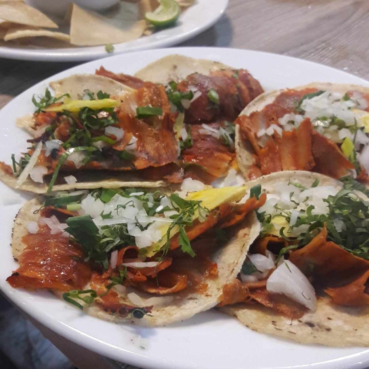 Tacos al pastor