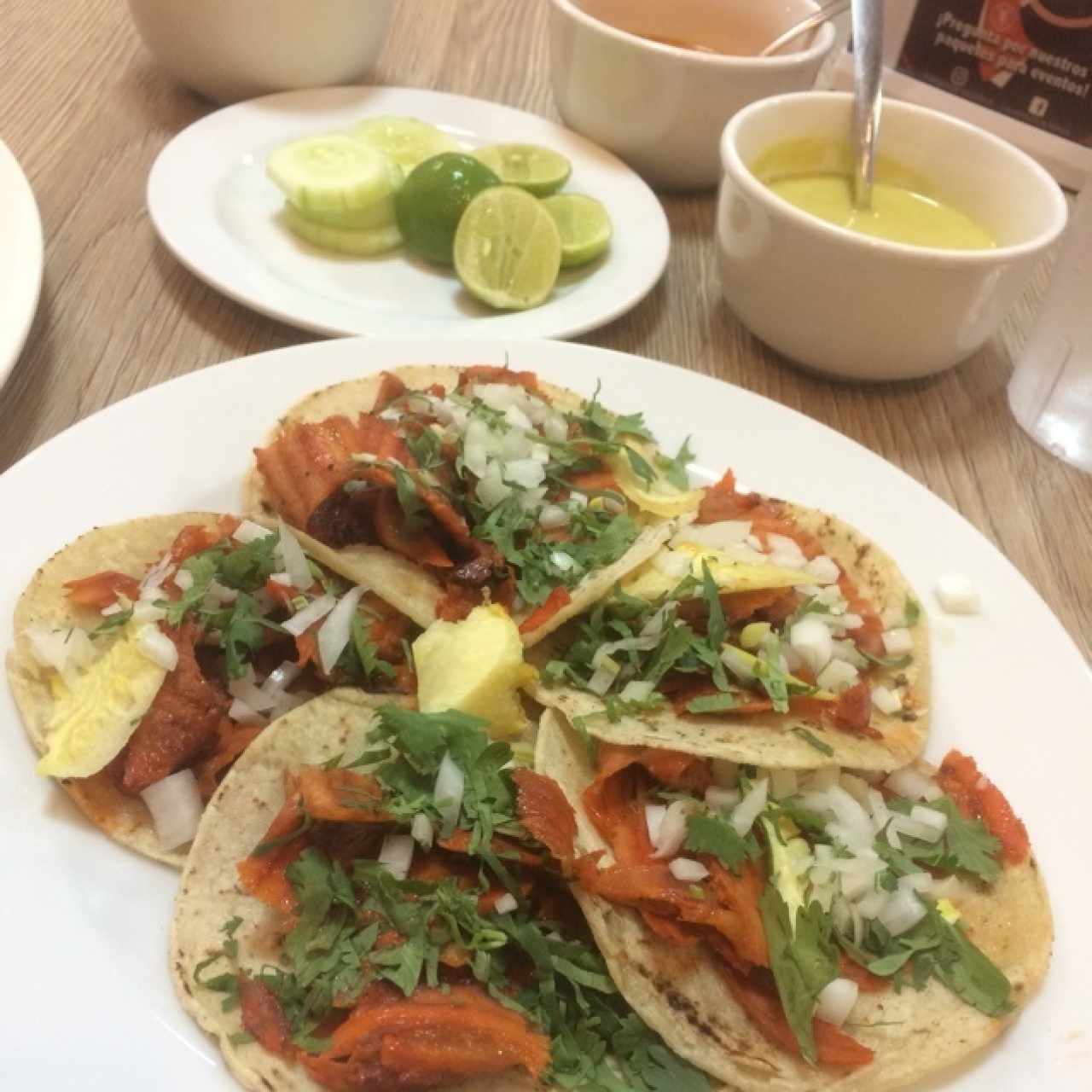 tacos al pastor 