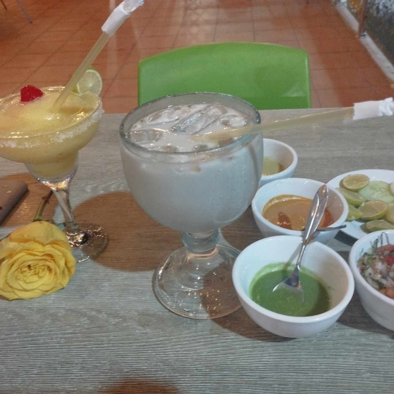 horchata y margarita de maracuyá.