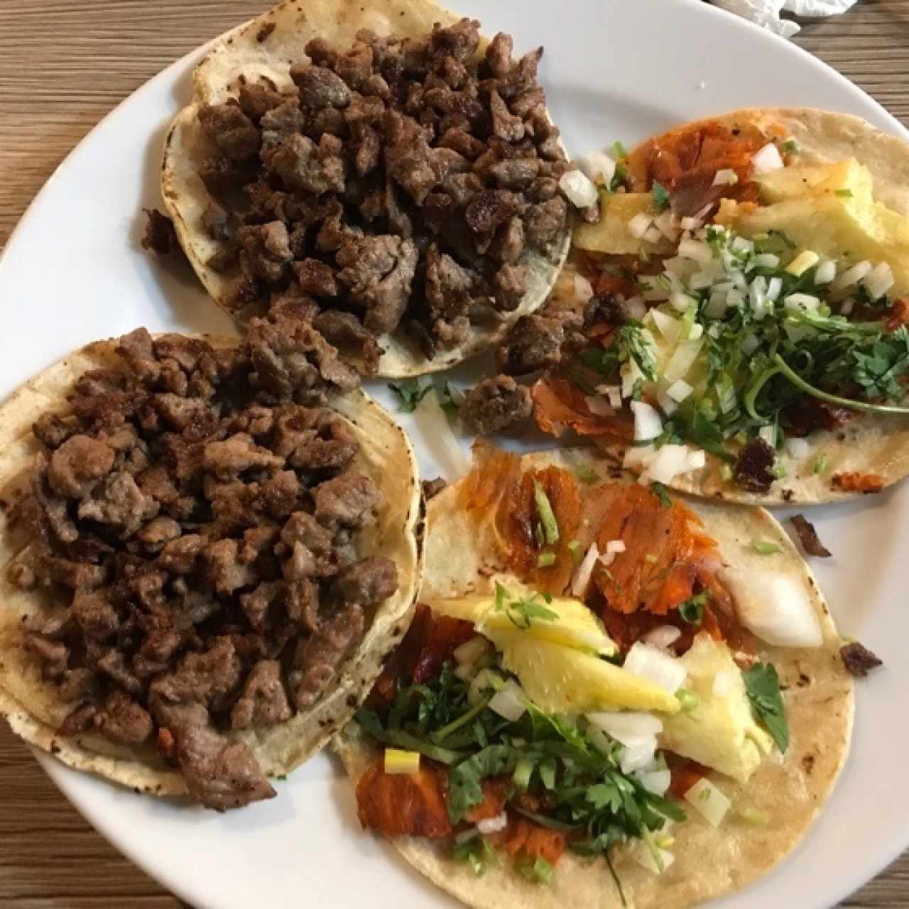 Tacos de Pastor y Bistec