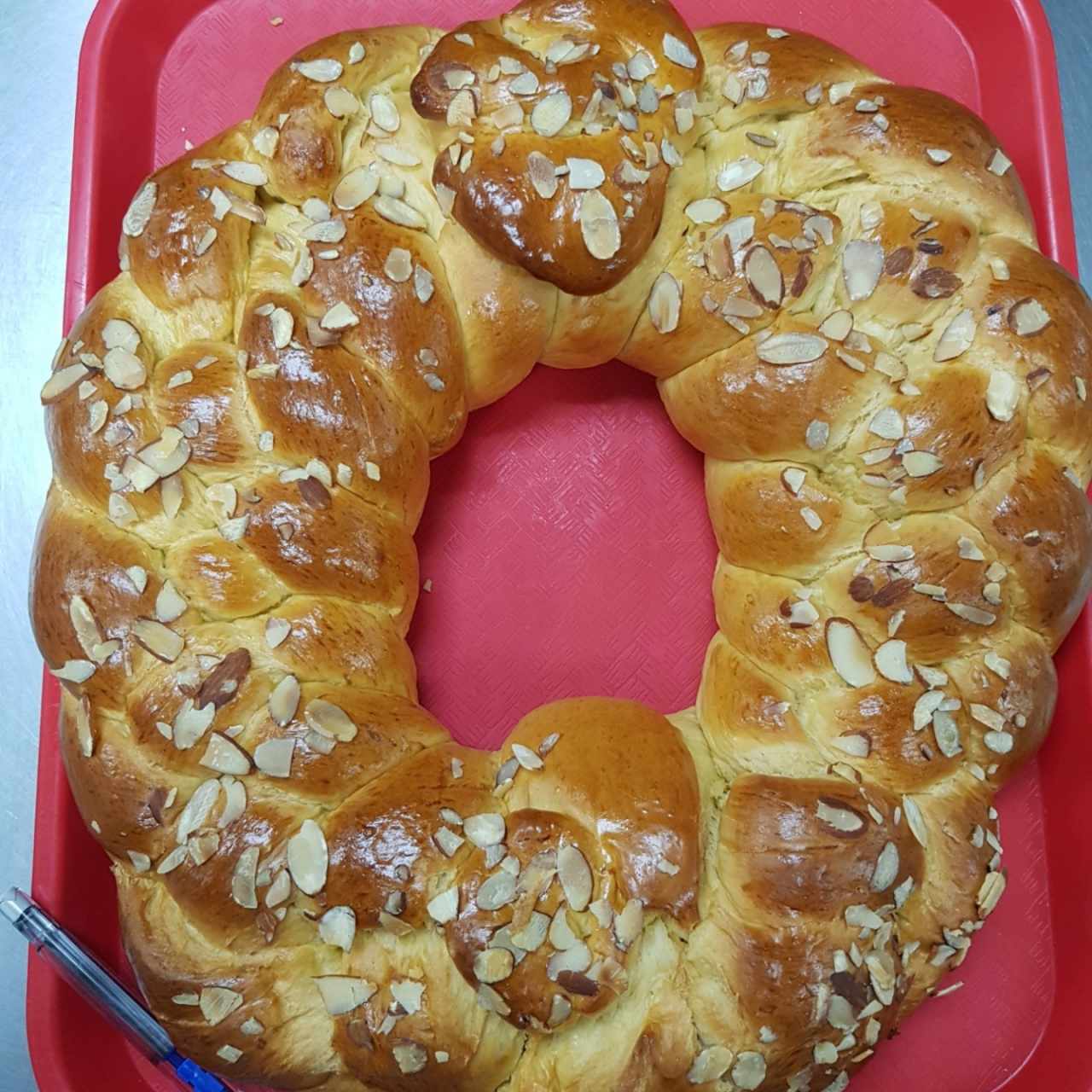 Rosca Navideña con Almendra