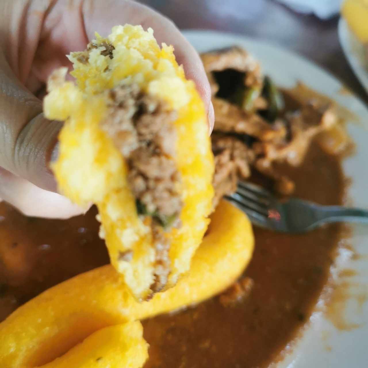 Relleno de empanada de maíz con carme