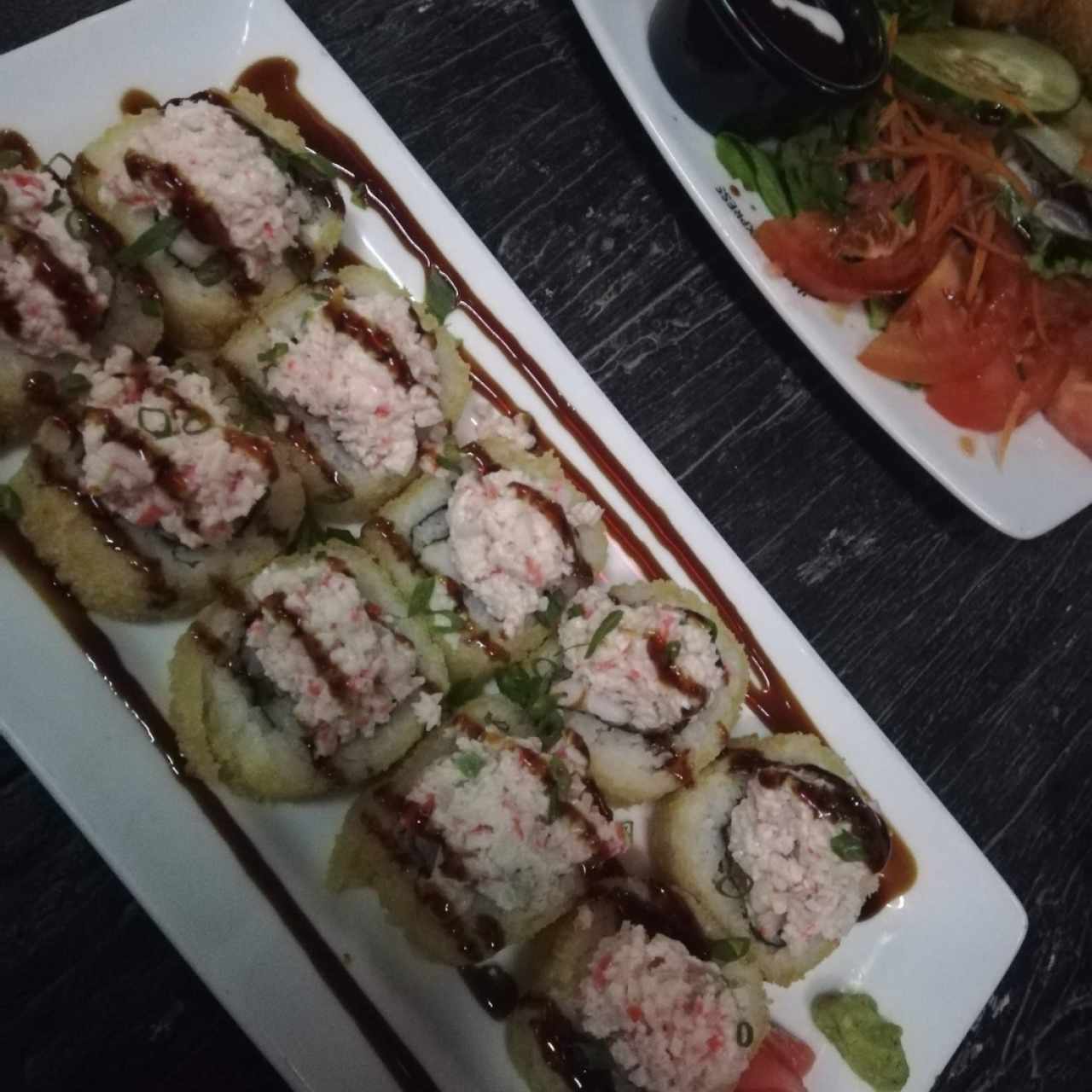 Al fondo Shitake y Sexy Roll