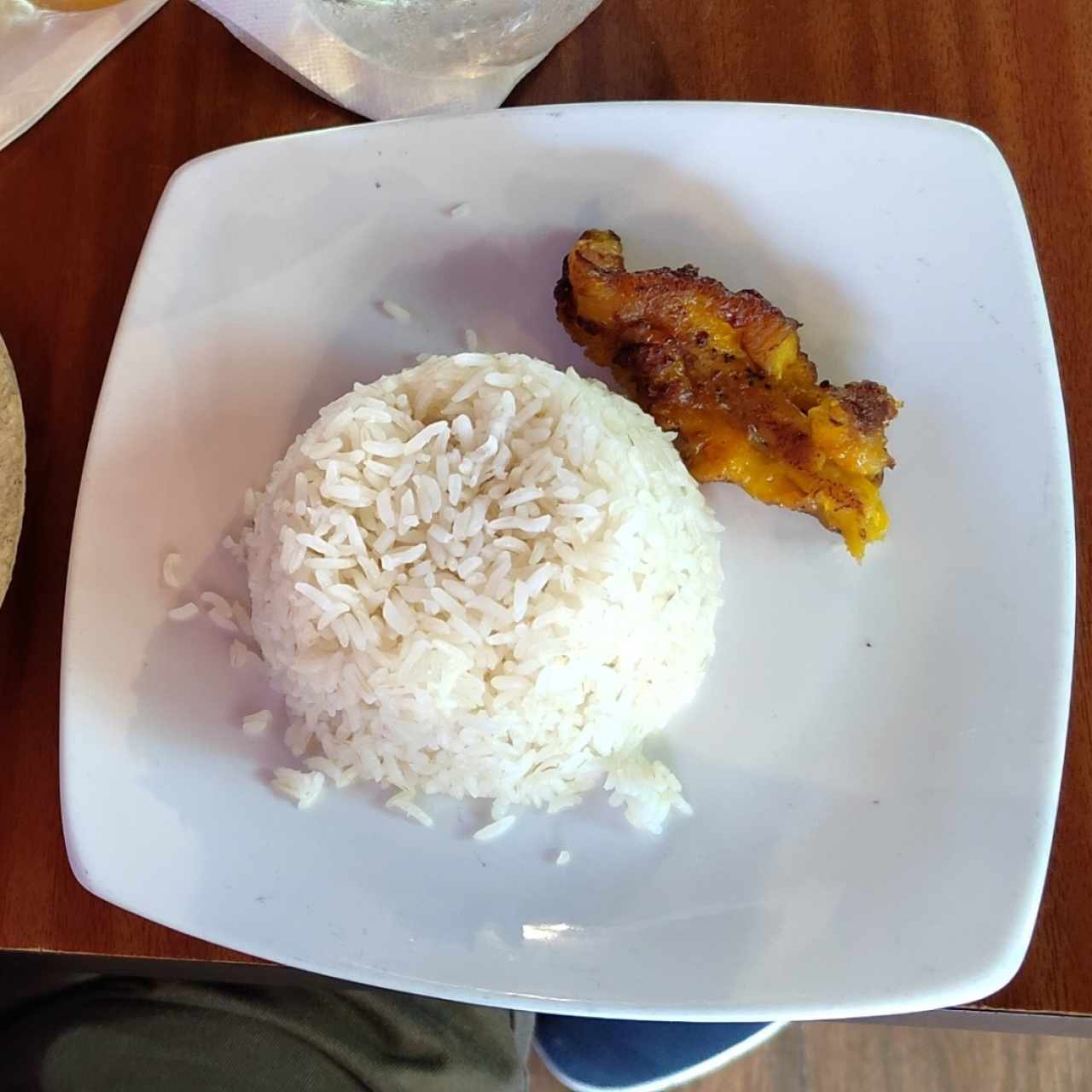 Arroz blanco incluido con el sancocho panameño