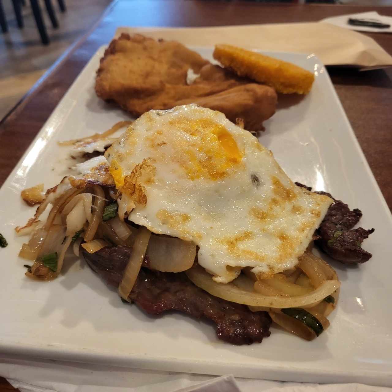 Desayuno - Bistec a Caballo