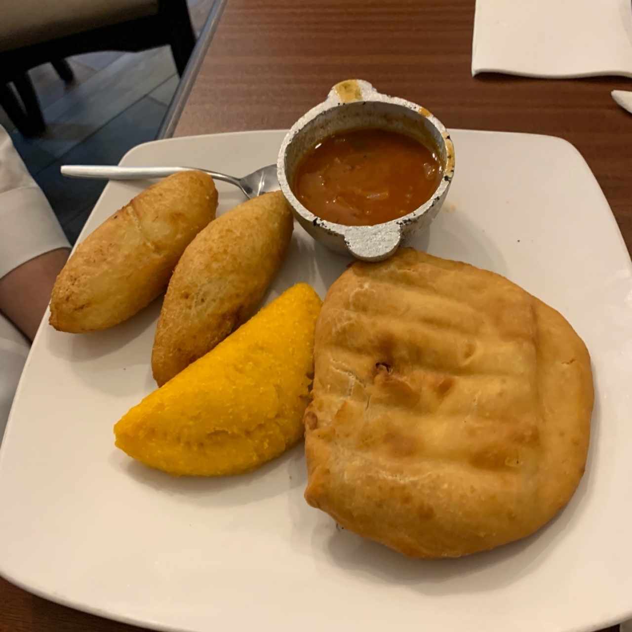 Hojaldre, Empanada de Ropa Vieja y Carimañolas