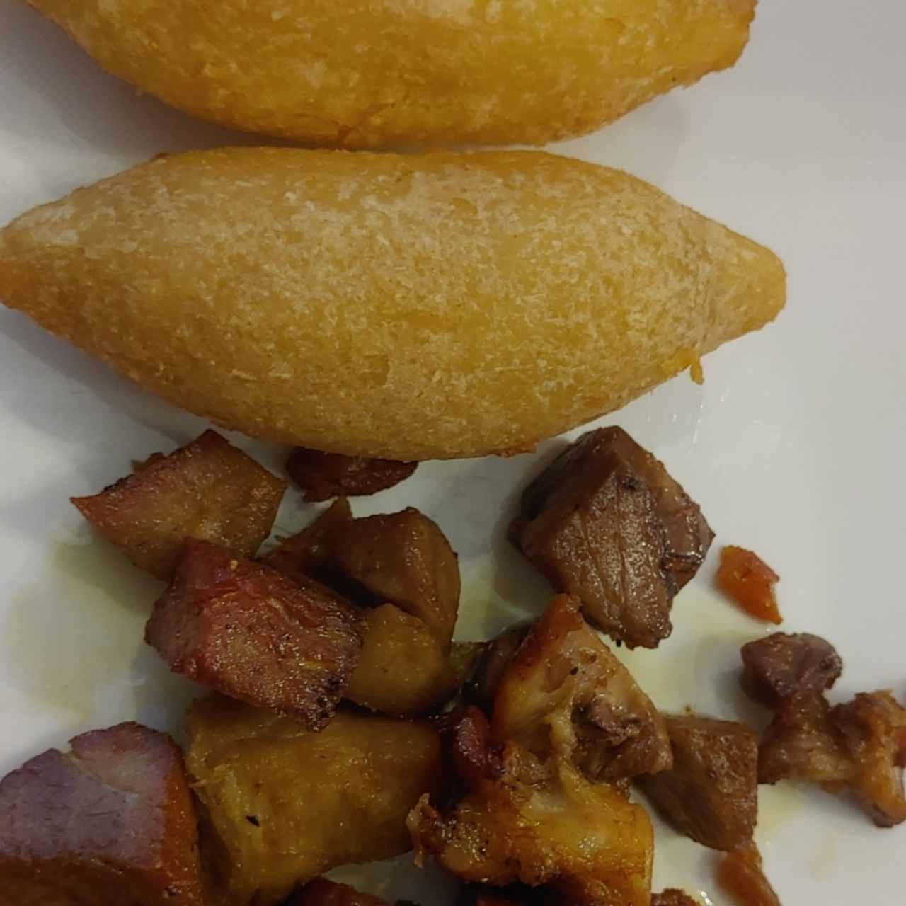 puerco frito y carimañola