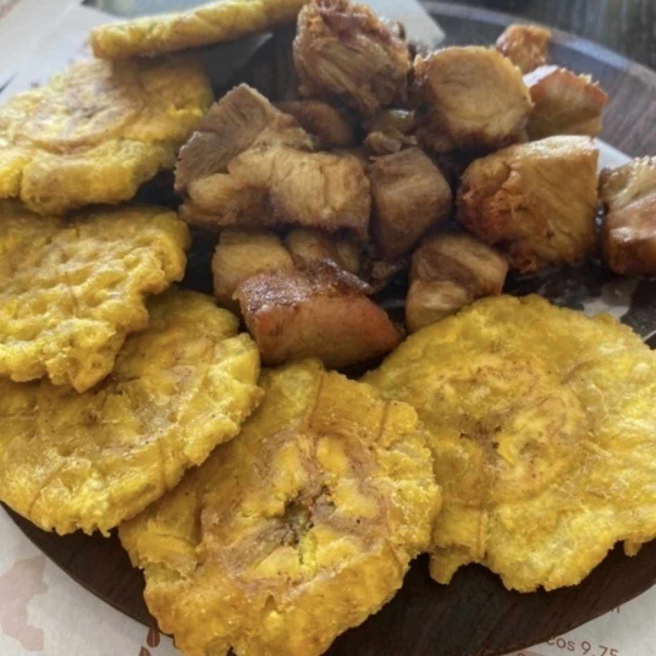 Patacones con puerco