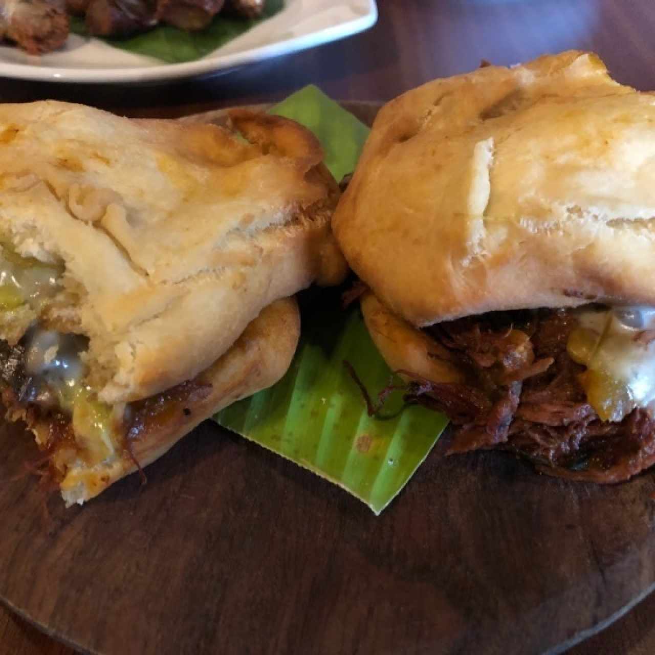 emparedado de Ropa vieja en Hojaldre