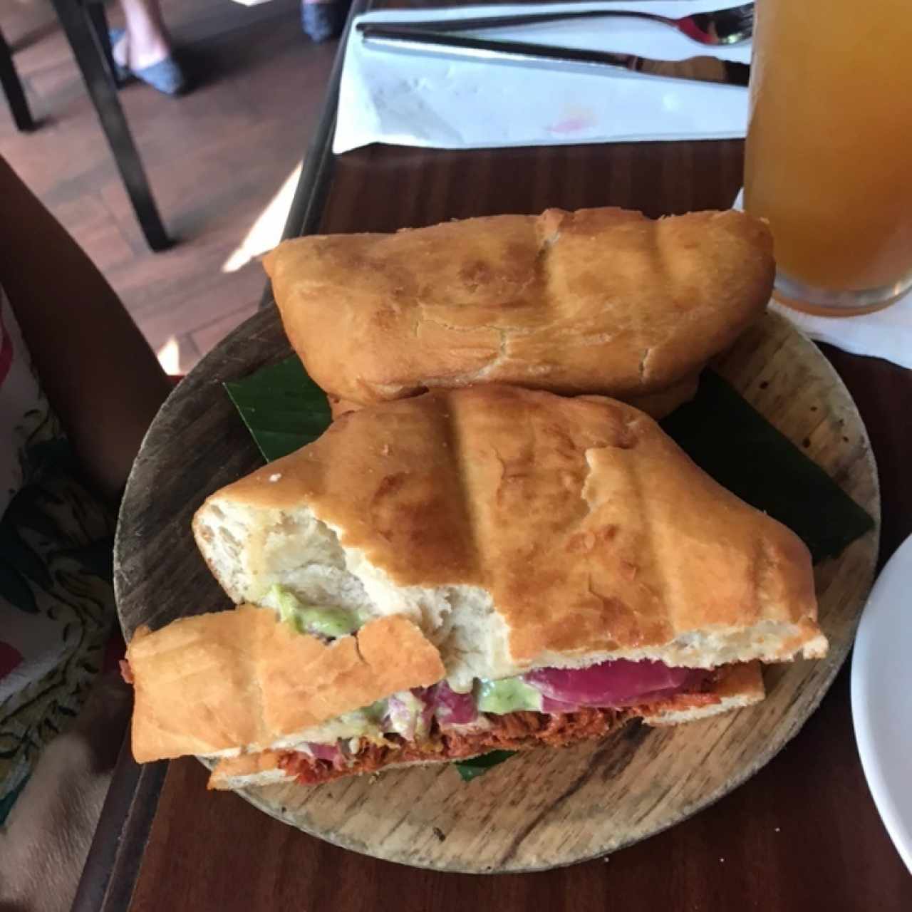 Sanwich de puerco en hojaldre