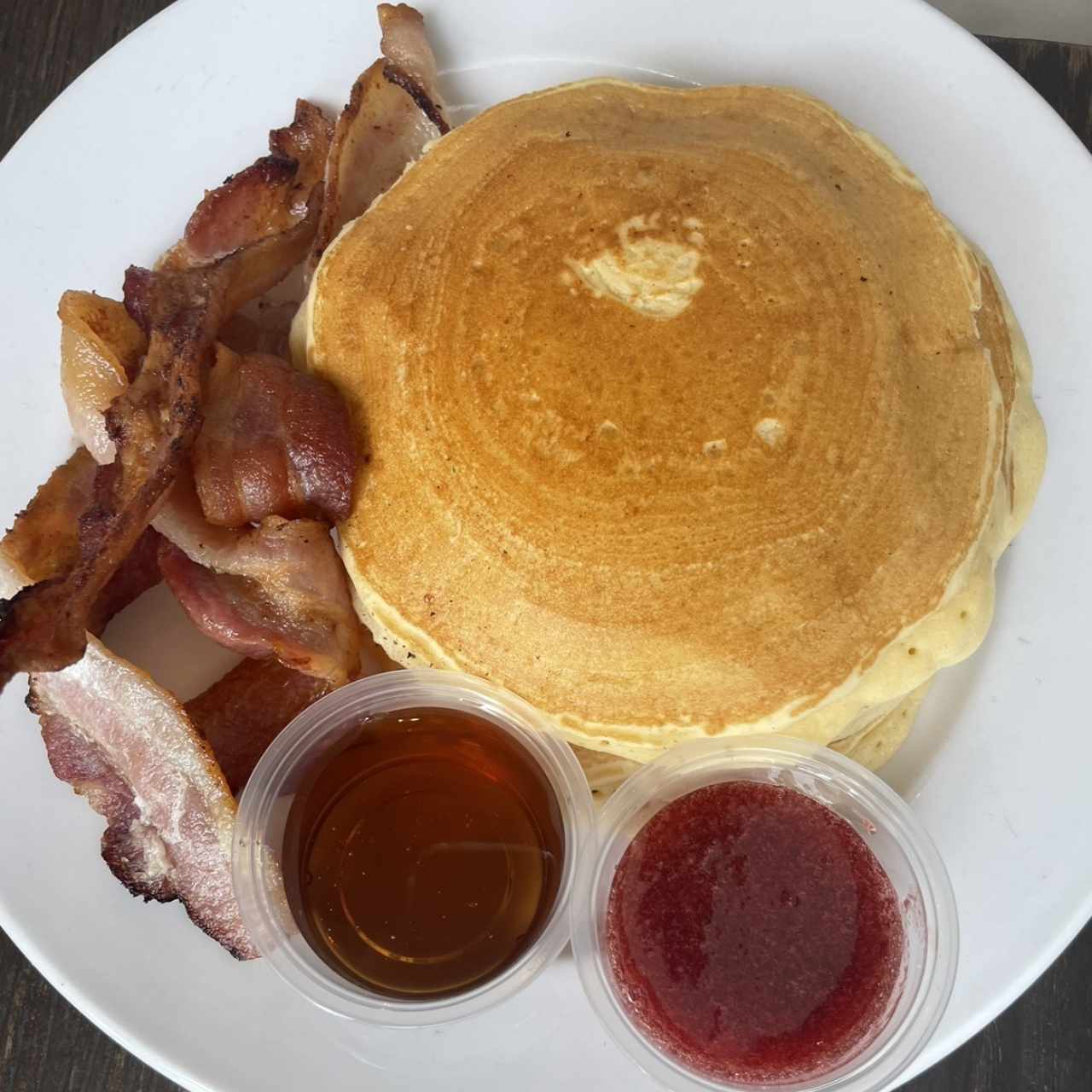 DESAYUNO - PANCAKES & BACON