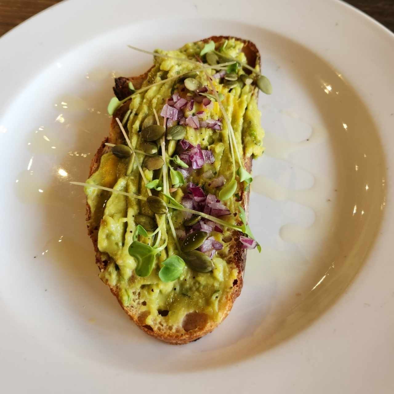 DESAYUNO - AVOCADO TOAST