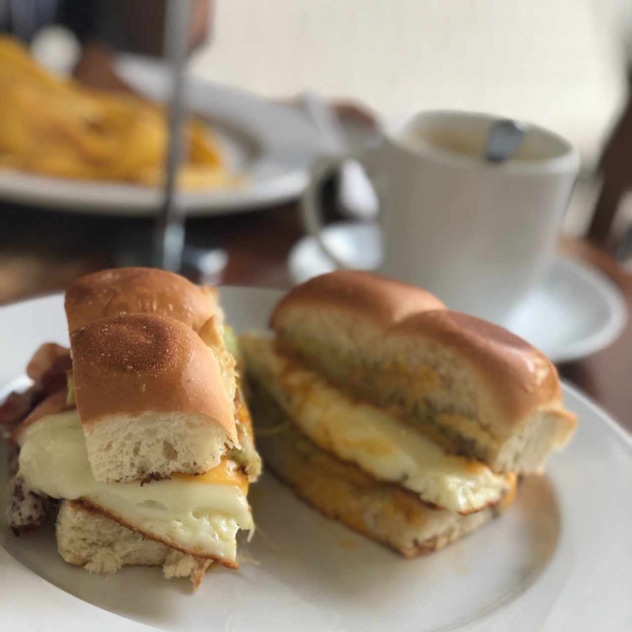 Breakfast sandwich