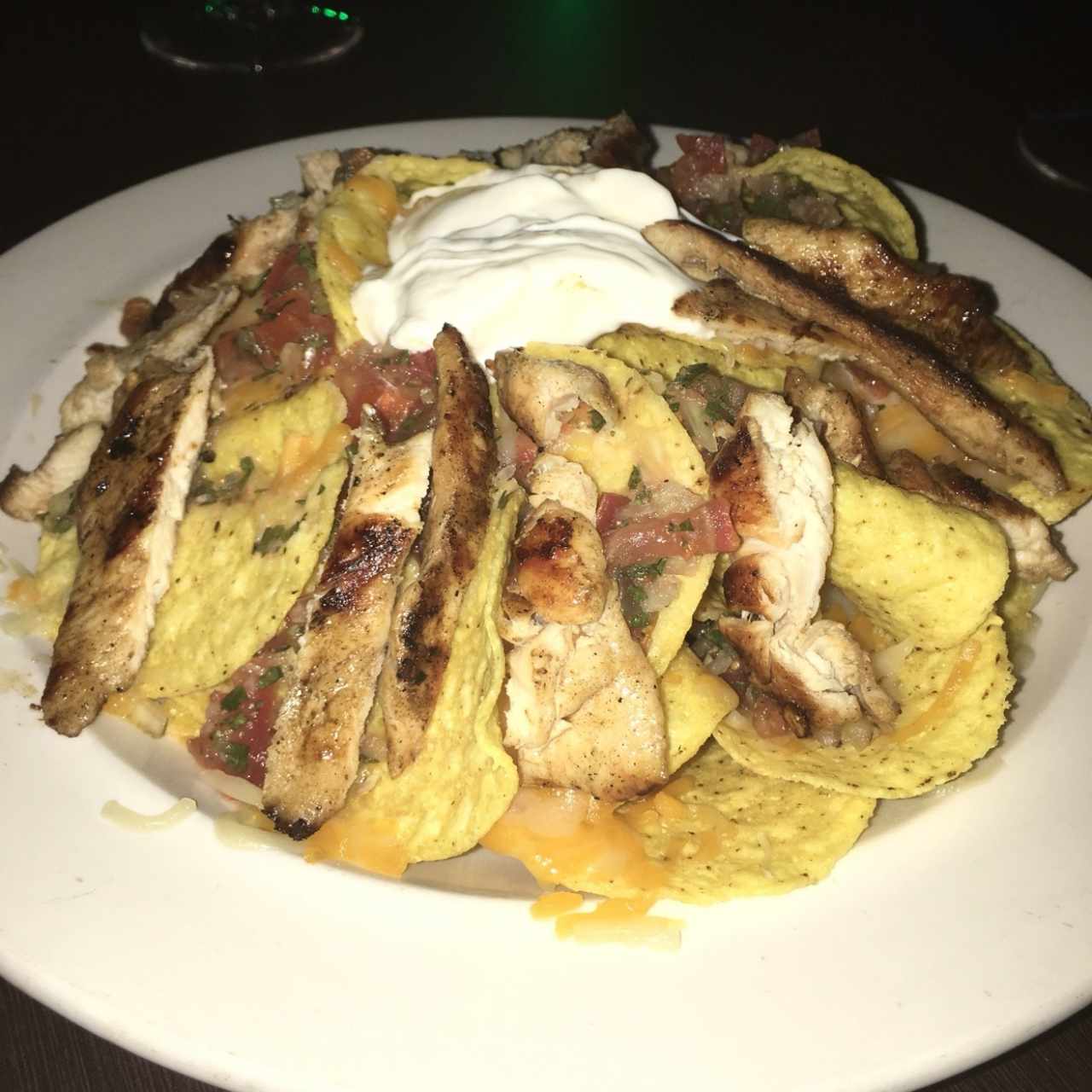 Mega Nachos de Pollo