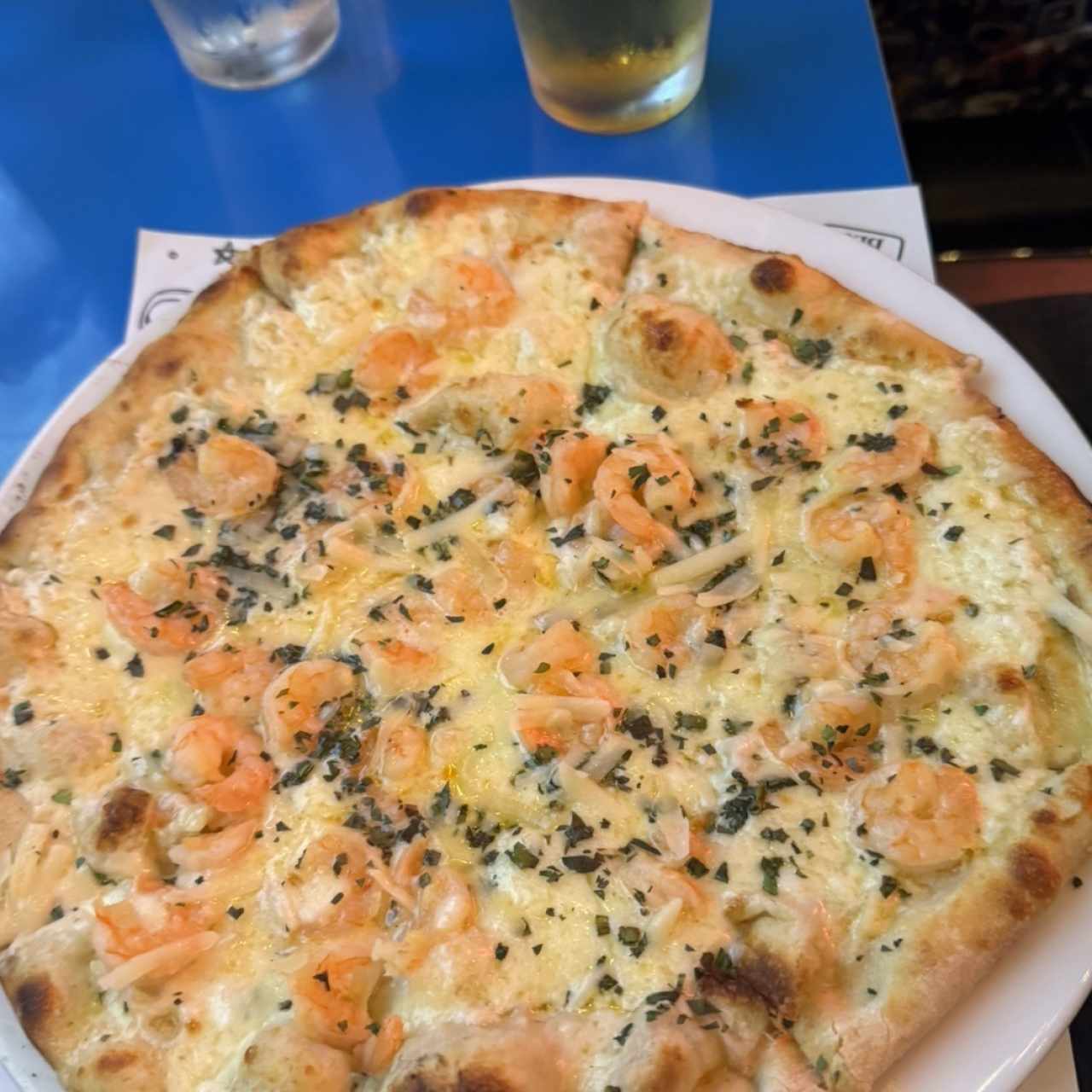 Pizza de Camarones a la Parmesana