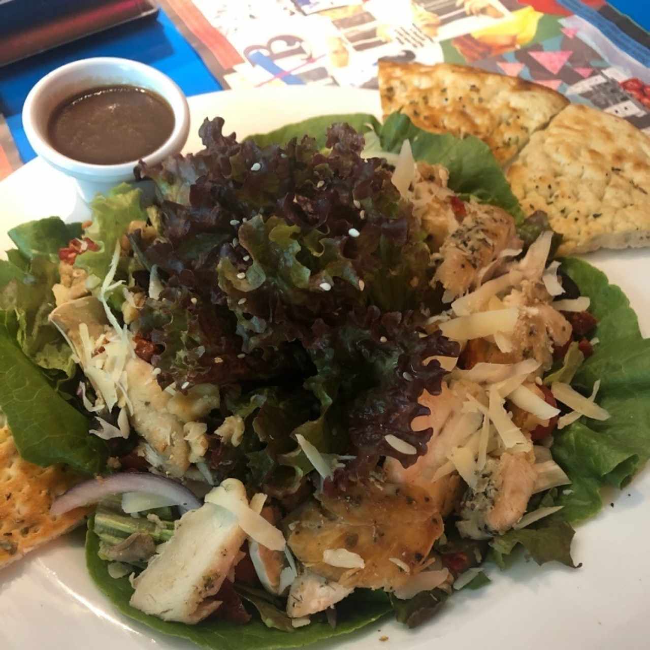 Ensalada con pollo 