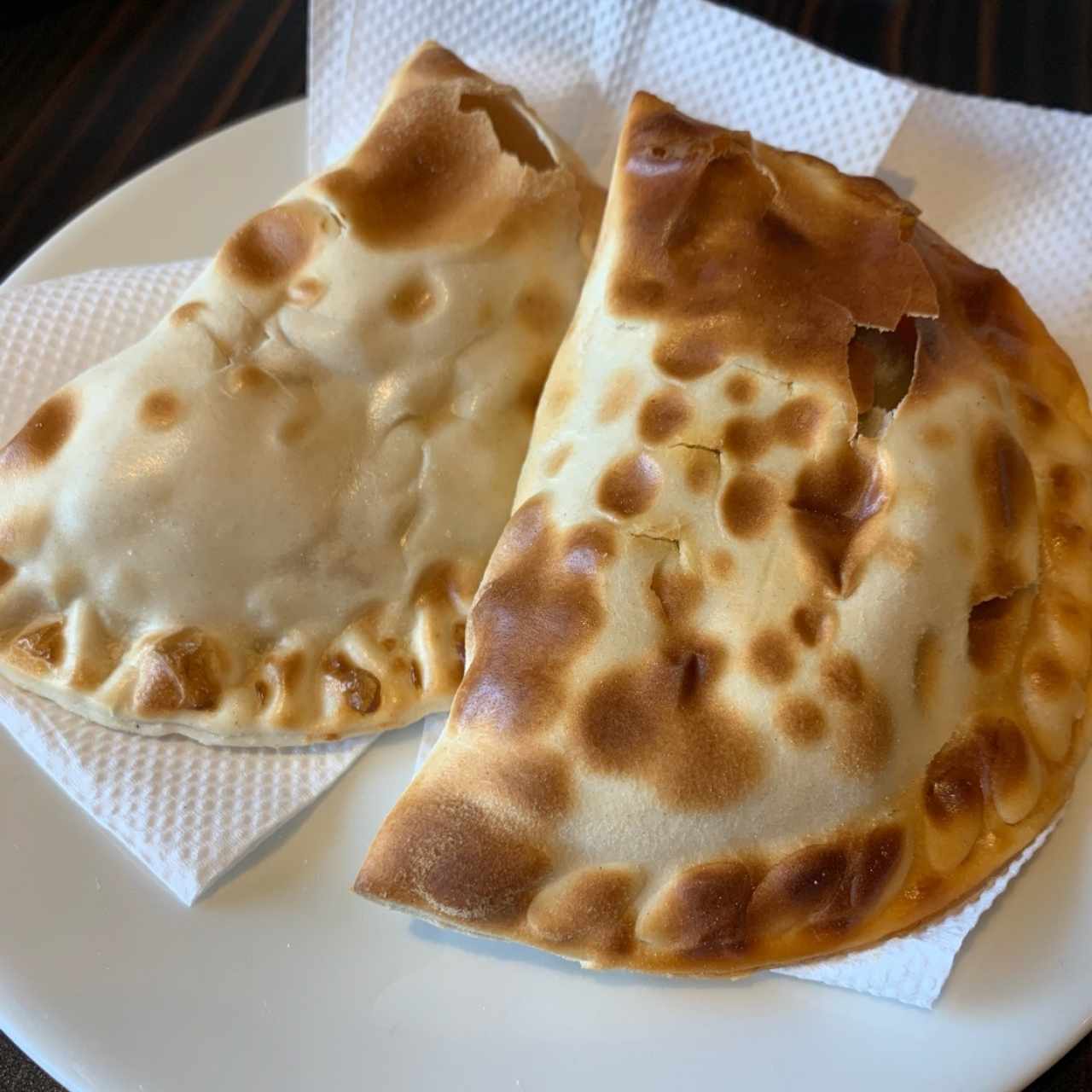 Empanadas de Queso Crema y Jamón/Carne Molida Picante