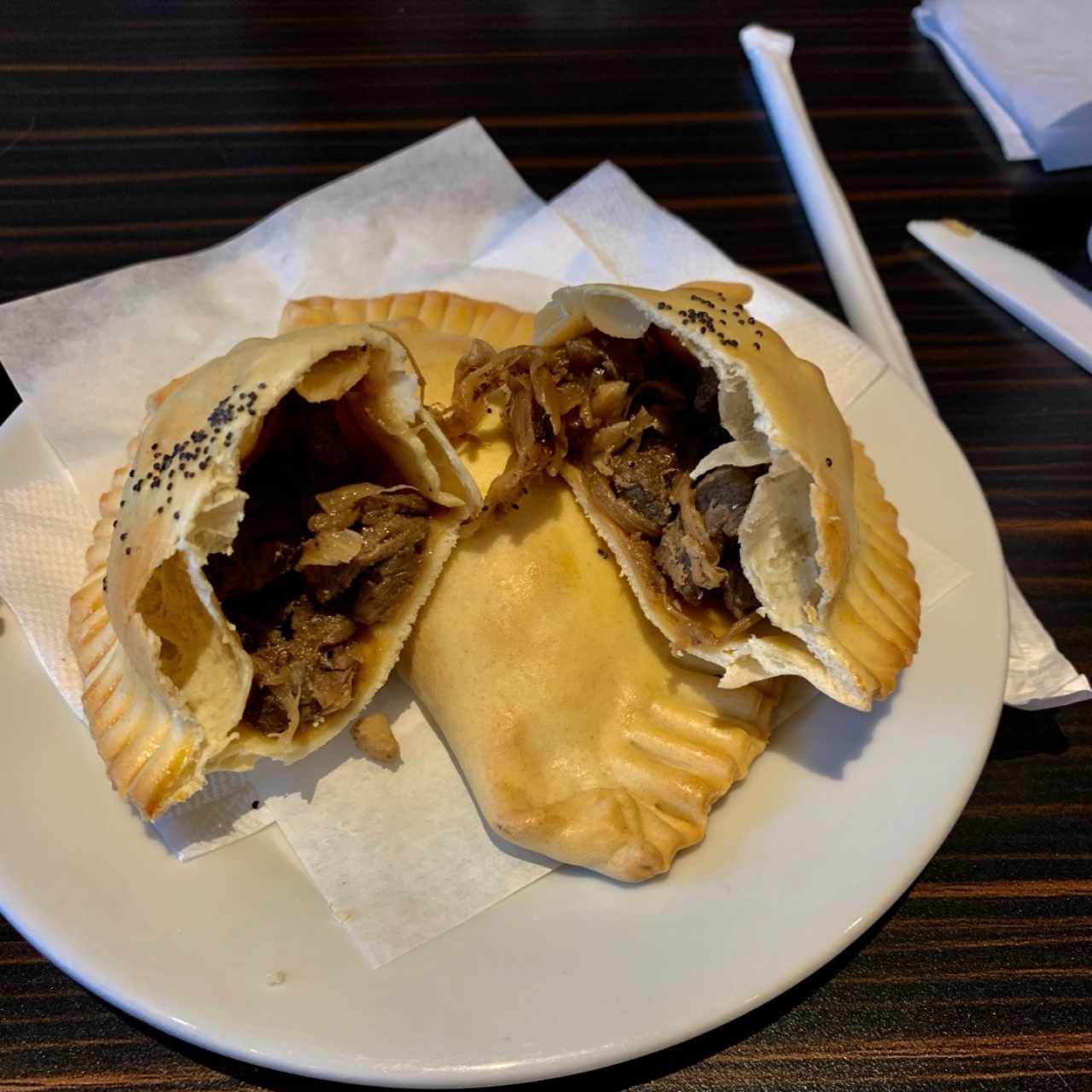 Empanadas de Bistec Encebollada