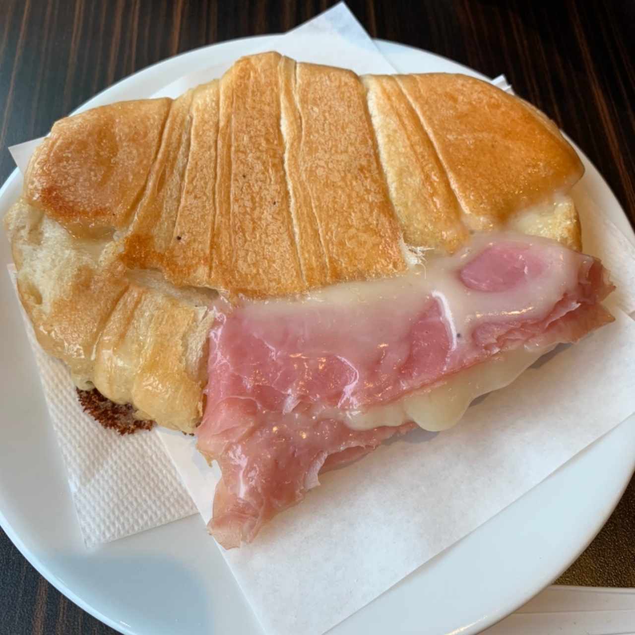 Croissant de Jamón y Queso Mozzarella