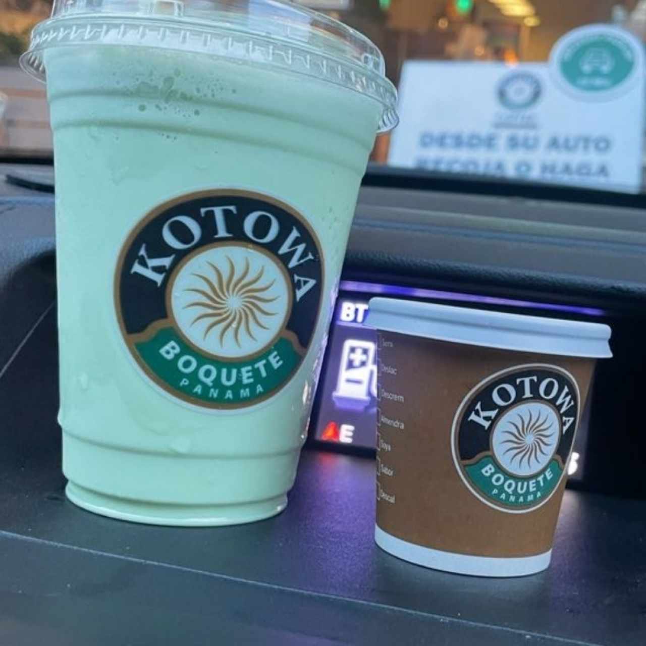 Frappe de te verde y expresso doble