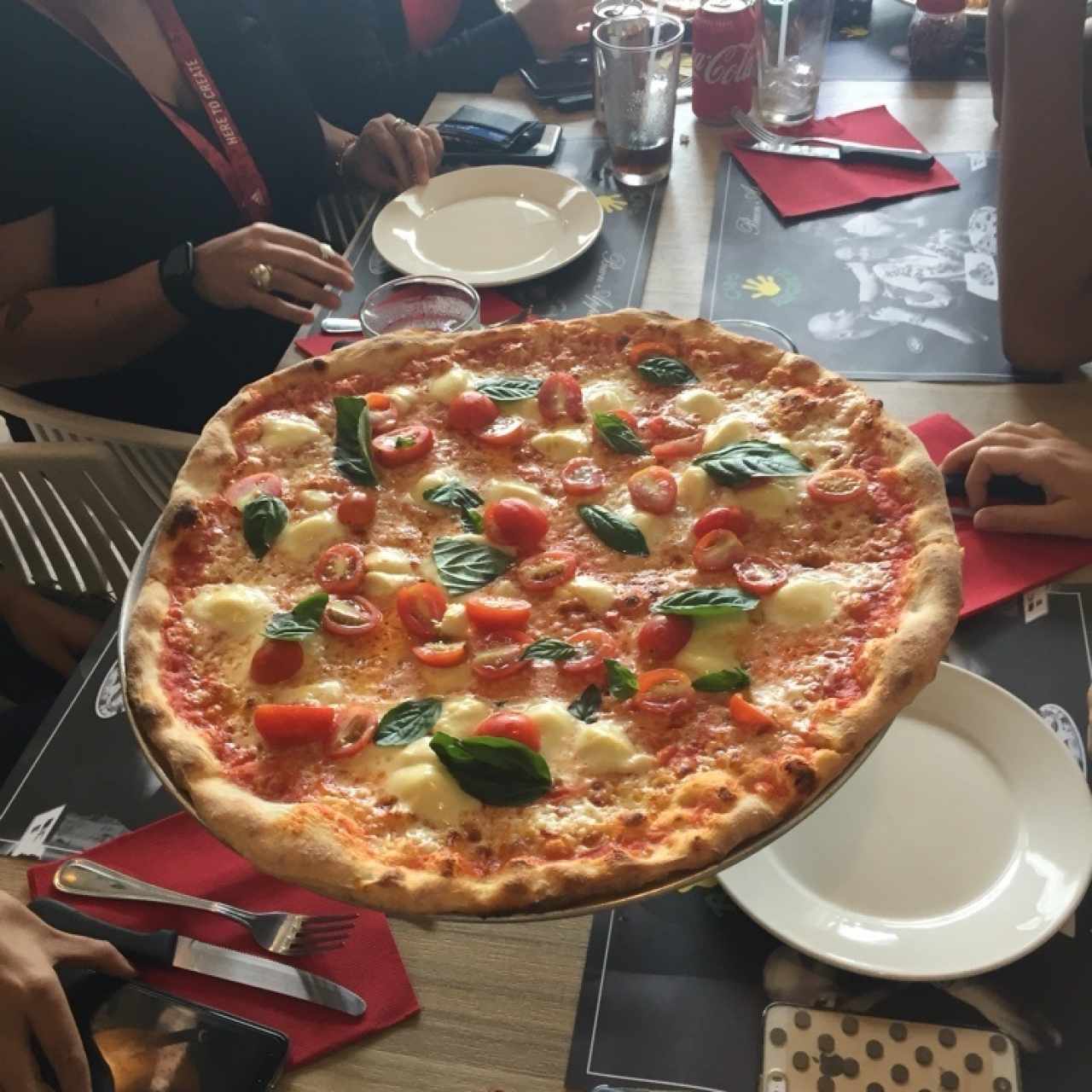 Pizza Gourmet - Caprese grande