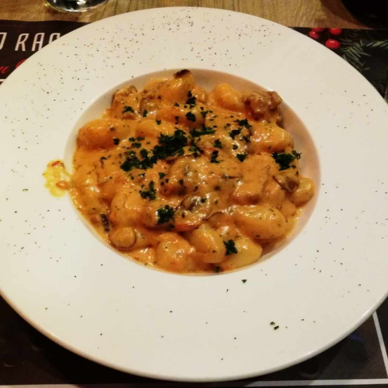 Gnocchi Salsiccia e Funghi