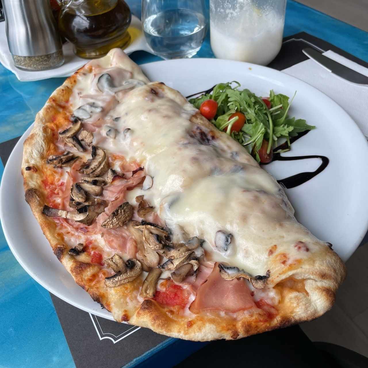 Pizza Calzone - Papagajo