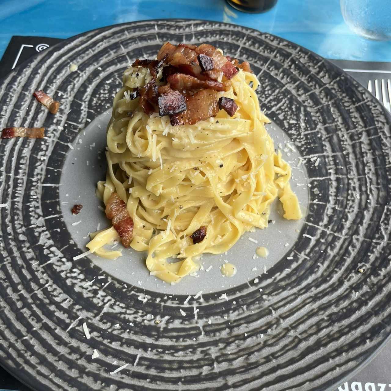 Fetuccine carbonara 