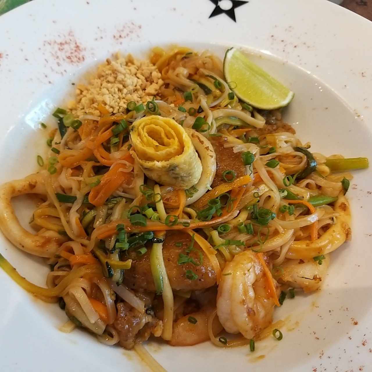 pad thai de mariscos