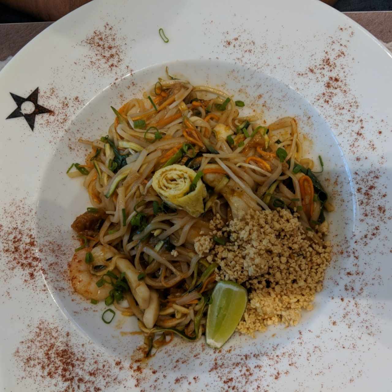 Pad thai de mariscos