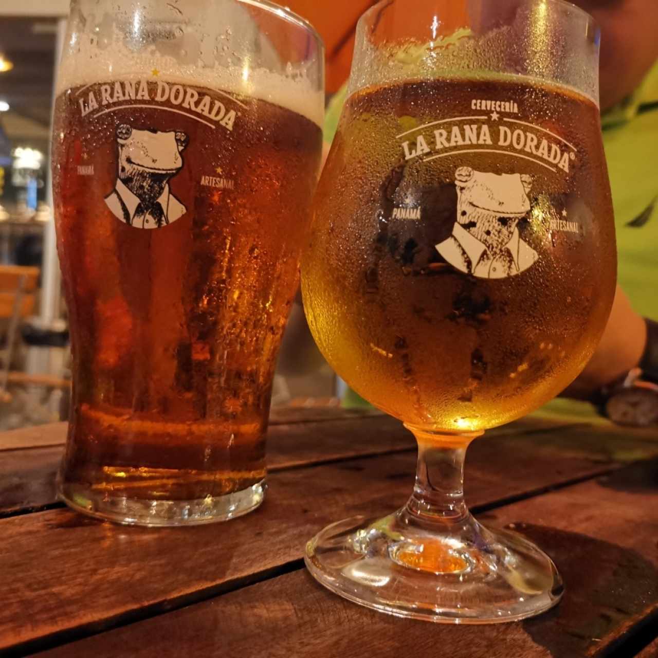 Cerveza y sangría 