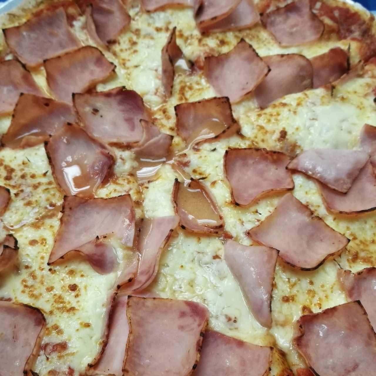 Pizza de jamón