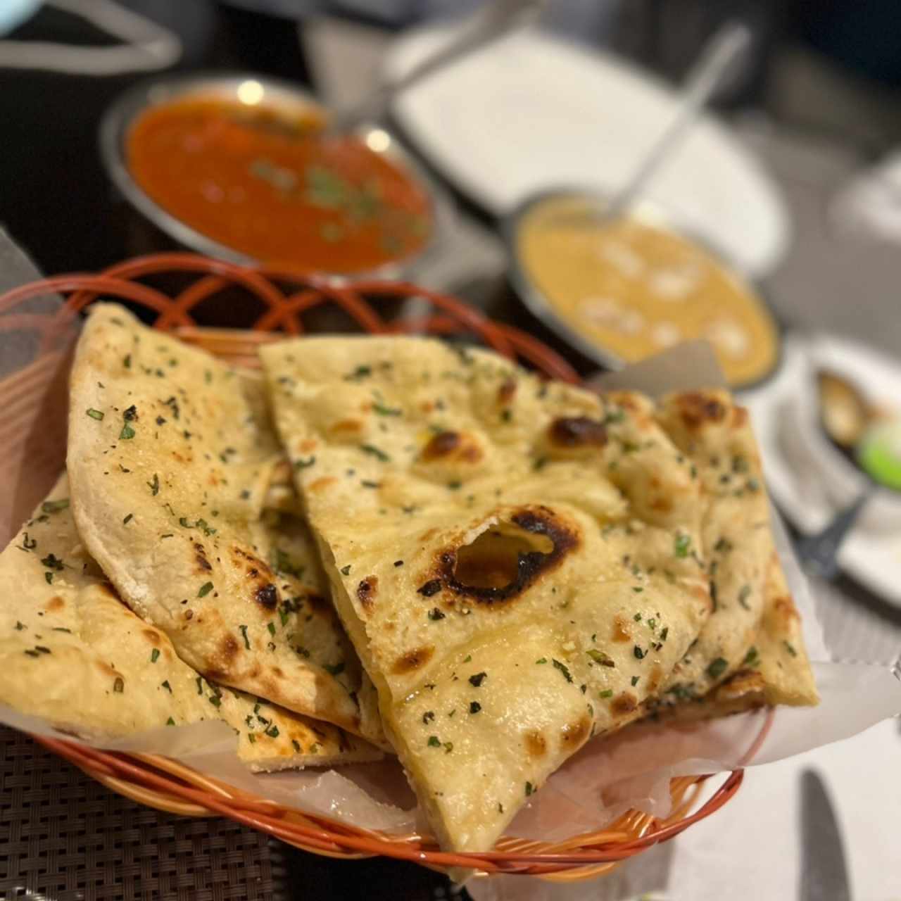 INDIAN BREADS - GARLIC NAAN