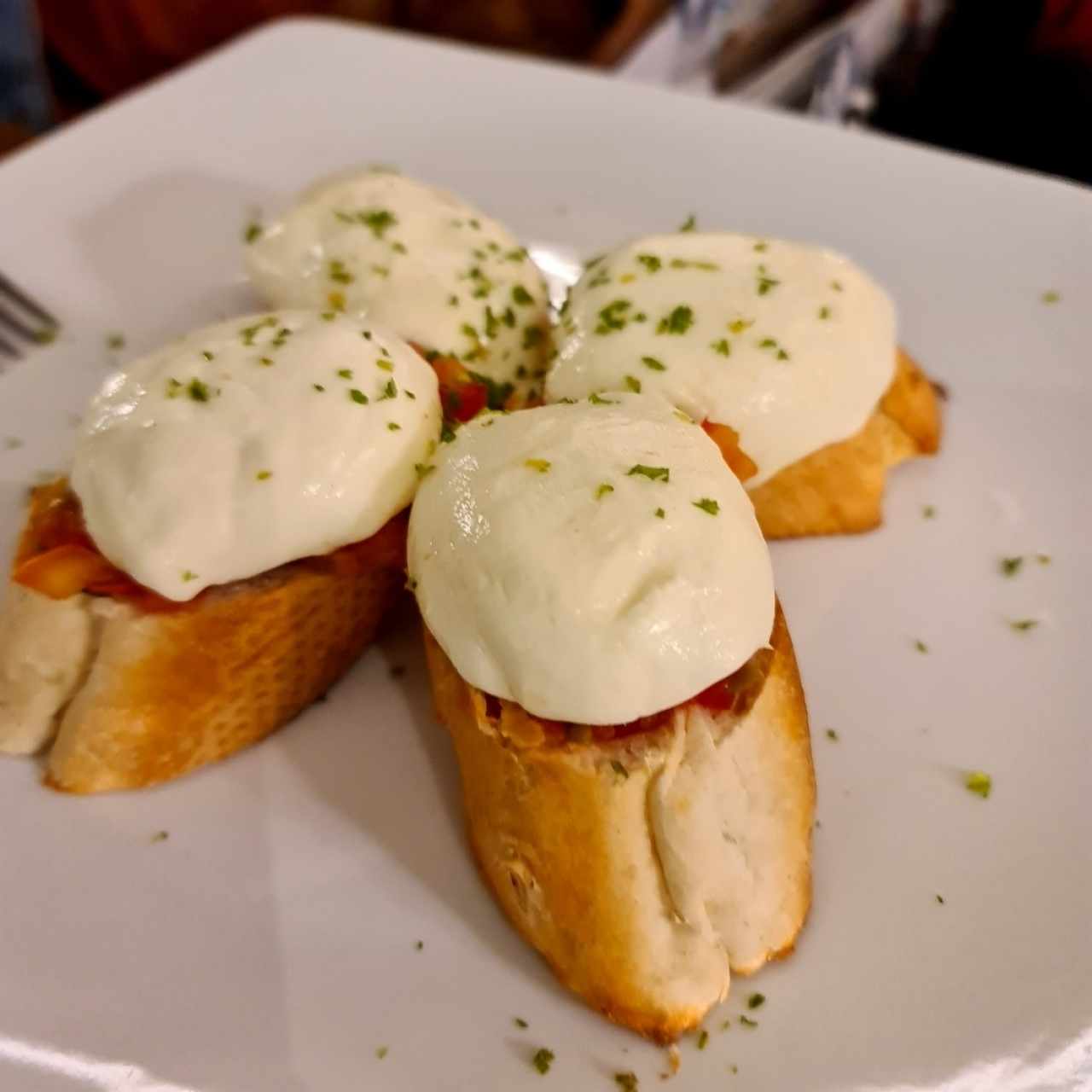 Entradas - Crostini Pizzaiola