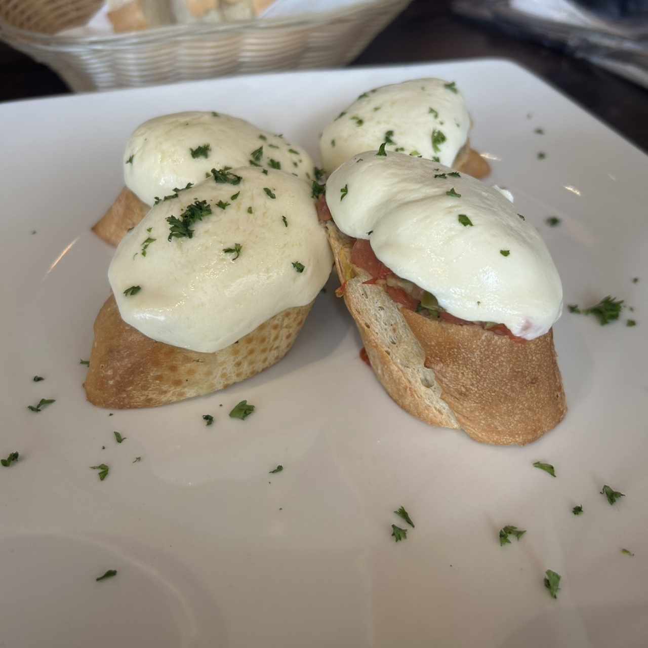 Entradas - Crostini Pizzaiola