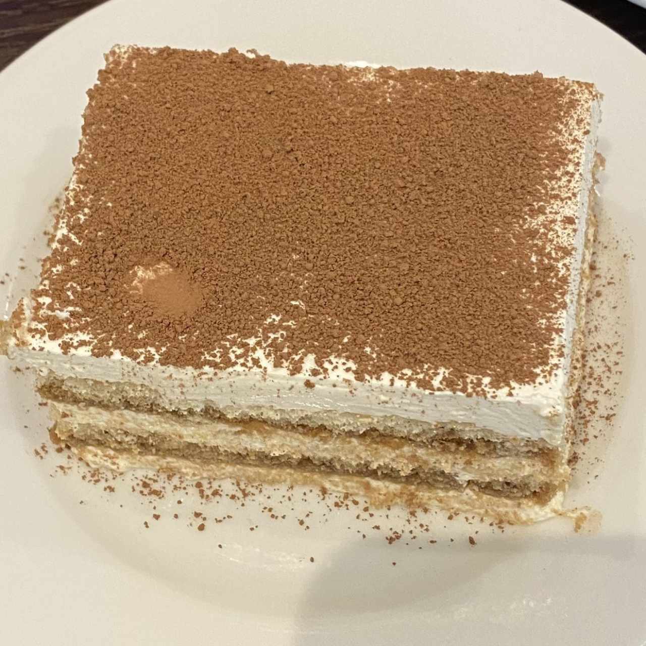 Tiramisú de la casa