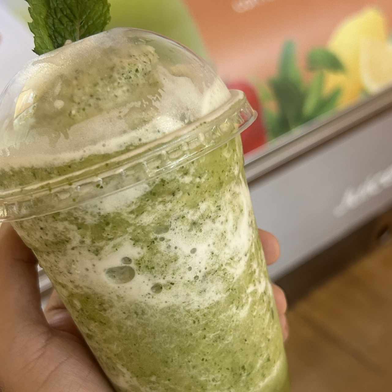 Batido piña hierbabuena