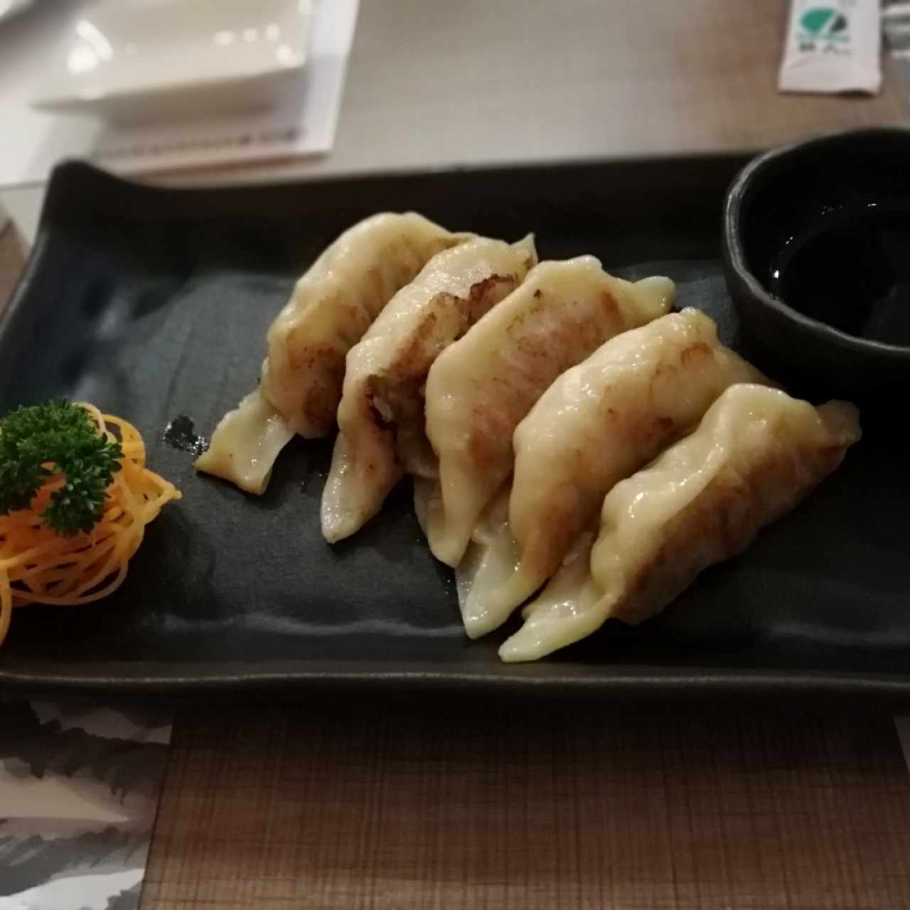 Entradas/Carpaccio - Gyoza (5 unidades)