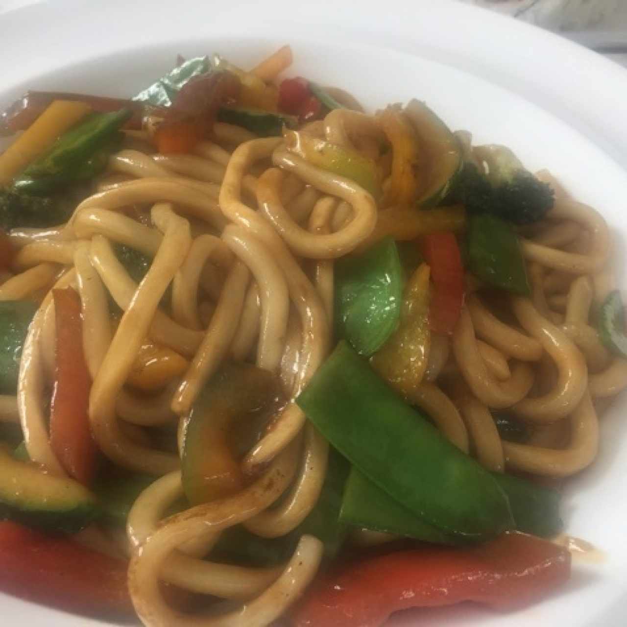 vegetales salteados con udon