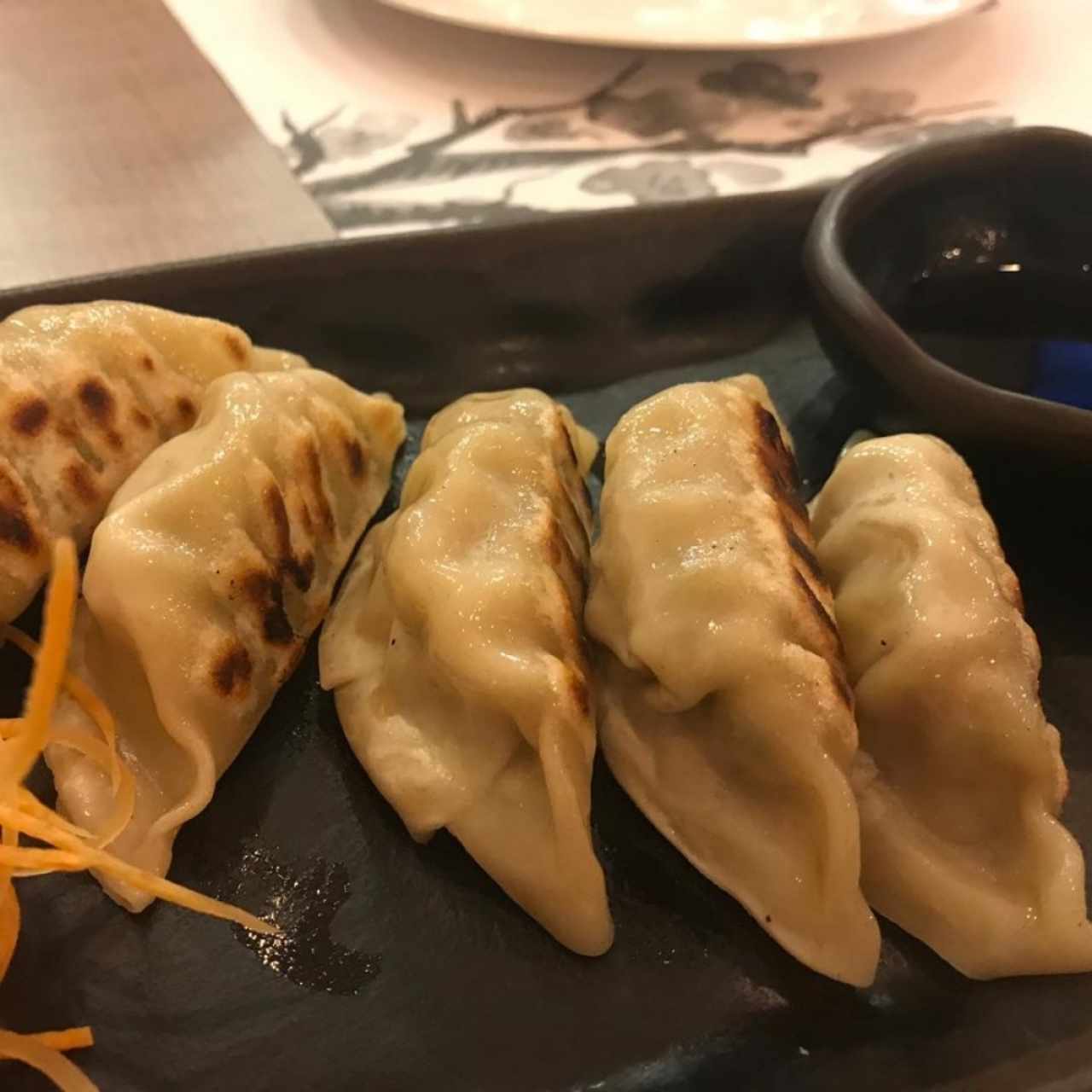 Entradas/Carpaccio - Gyoza (5 unidades)