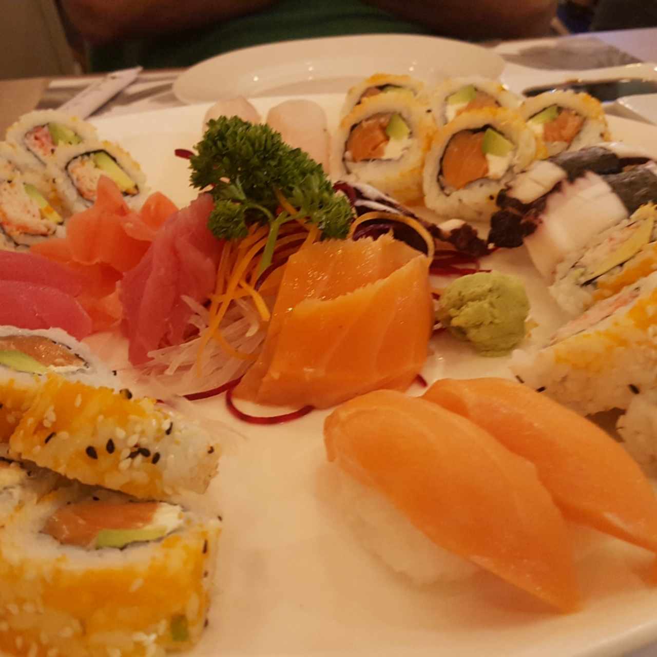 Sushi Mixto Especial