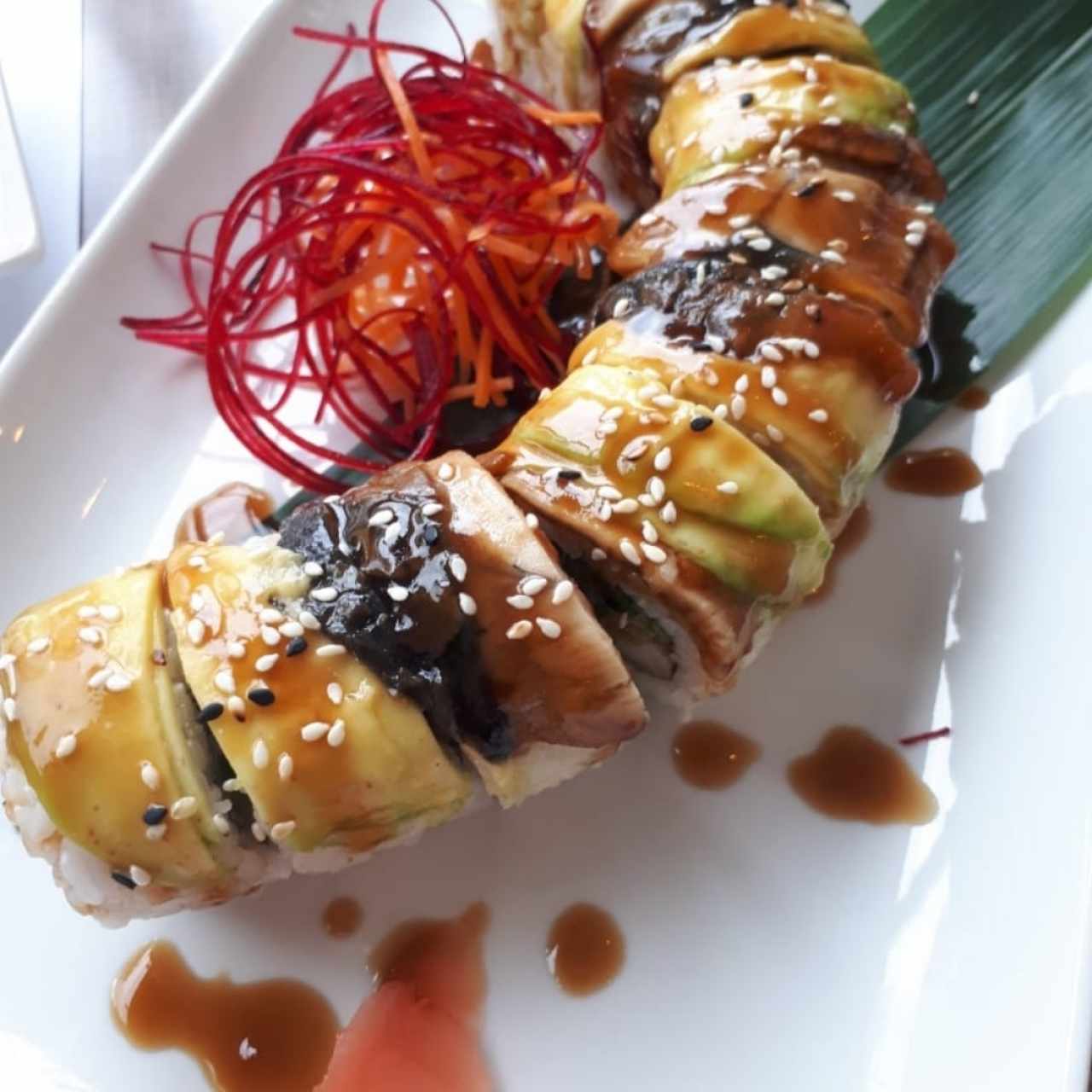 ROLLS - Dragon roll (10 piezas)