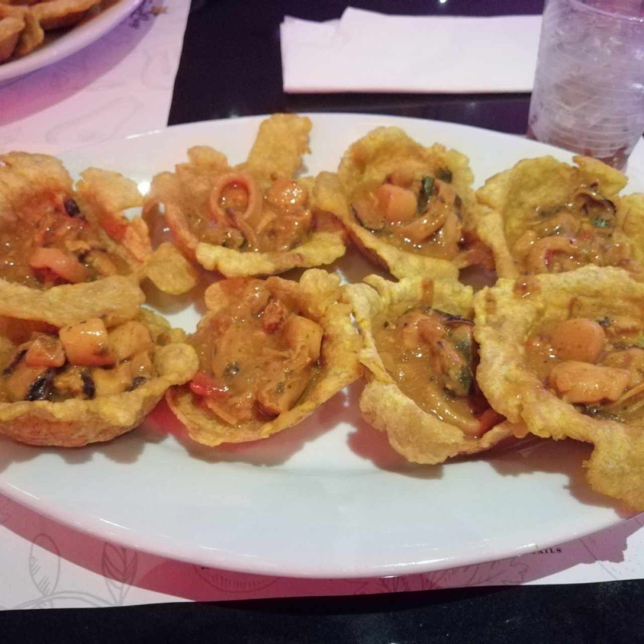 Patacones Rellenos con Mariscos